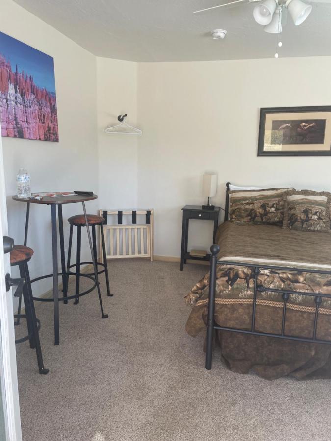 Bryce Canyon Country Inn 트로픽 외부 사진